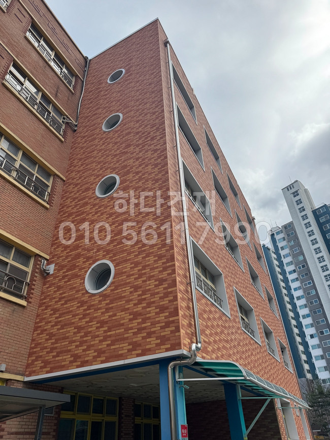 올라운더 점토타일 240x60x12T SR, SY, SO 혼합 시공사례 / 하다건재 학교 관공서 납품