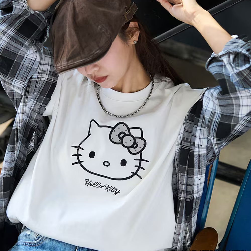프릭스 스토어 X 헬로키티 반팔티 HELLO KITTY 이소재 리본 T셔츠 Limited products 3223220800545 - 메인 이미지