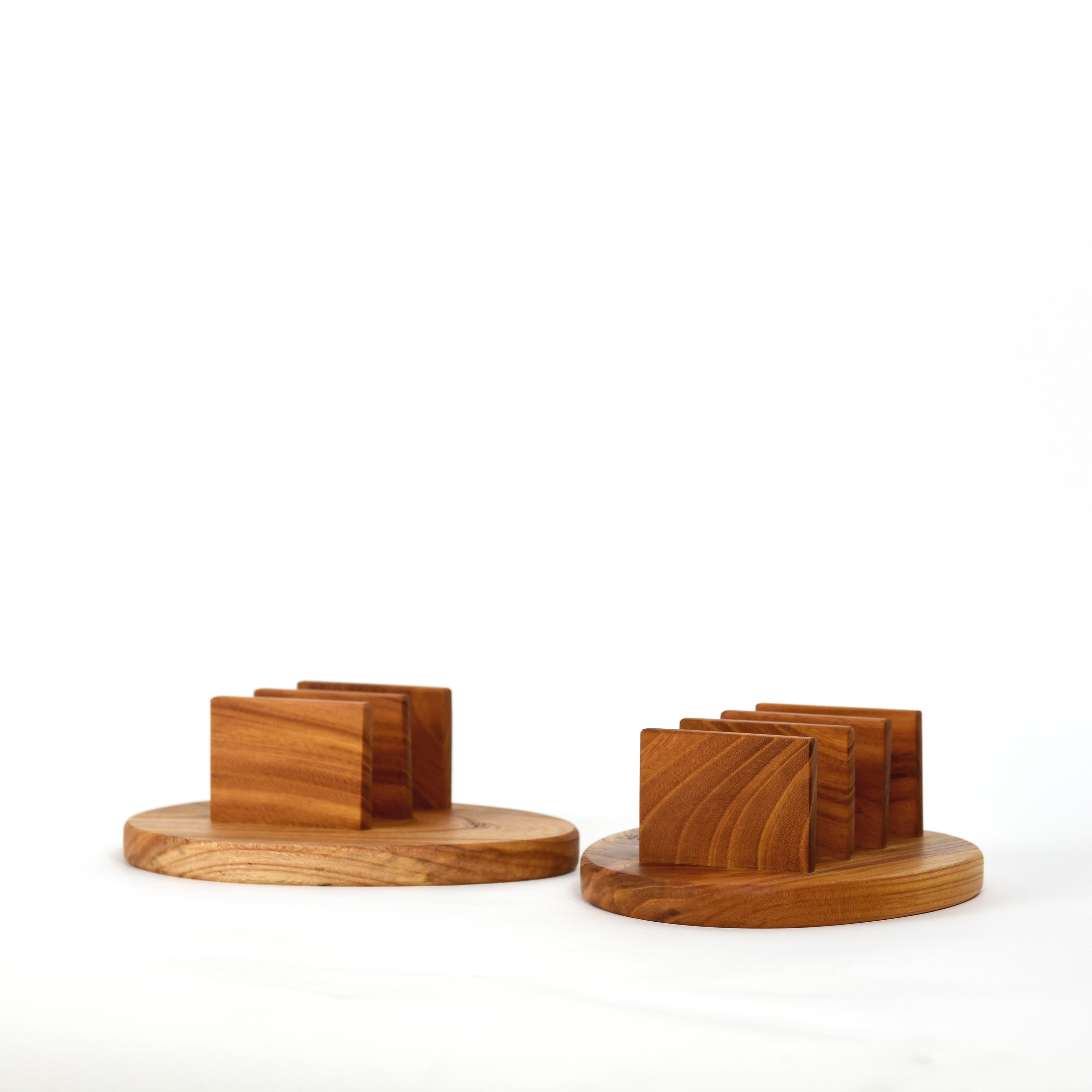 어린나무 느티 조약돌 도마거치대