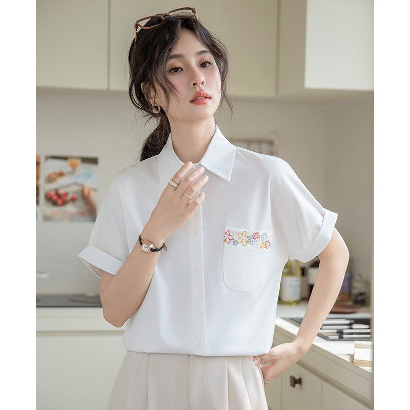 꽃자수 반팔 셔츠 브이넥 블라우스 봄 여름 슬림핏 데일리룩 오피스룩 출근룩 깔끔한 - 상세 이미지 4