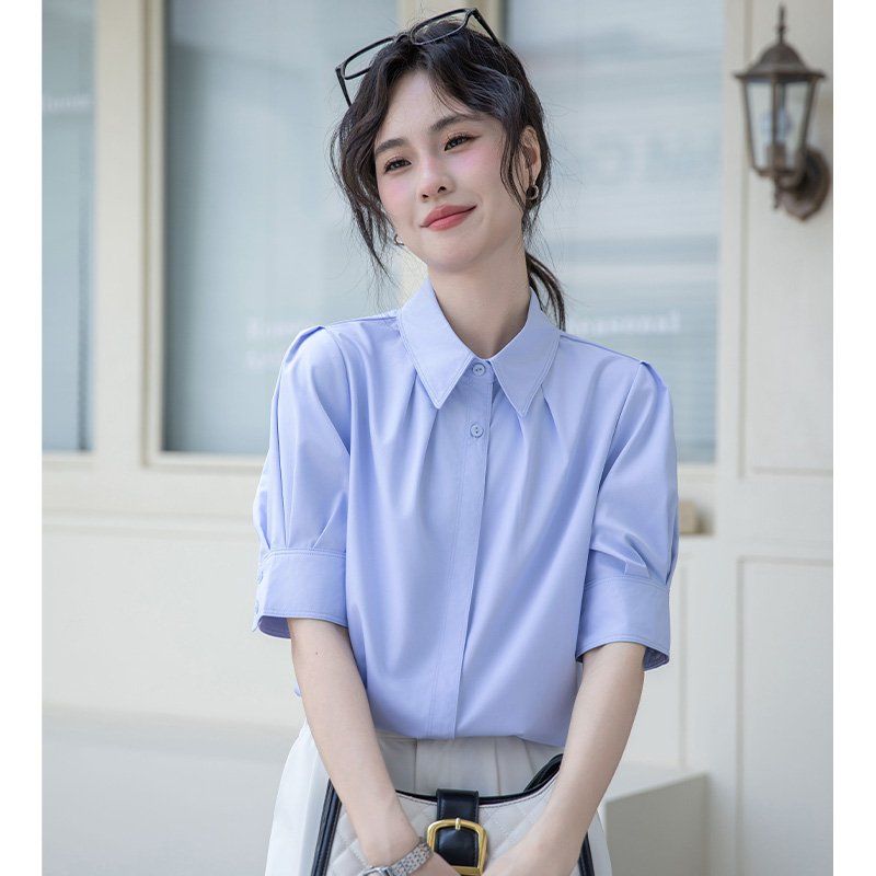 봄 여름 슬림핏 핀턱 반팔 셔츠 5부 퍼프소매 브이넥 블라우스 데일리룩 오피스룩 출근룩 - 상세 이미지 4