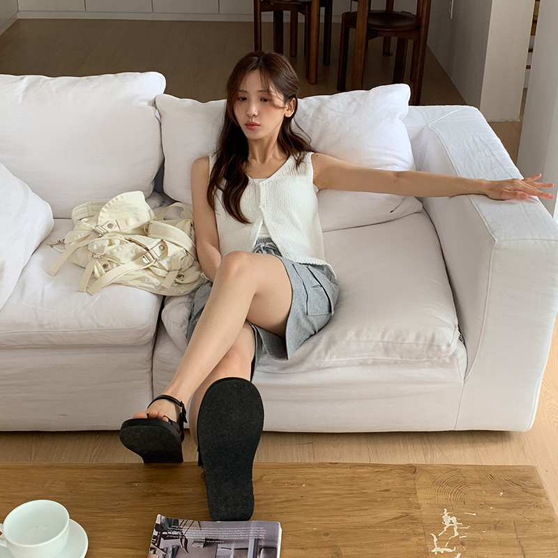 사빈느 브이넥 시스루 니트 베스트 vs480 - 상세 이미지 2