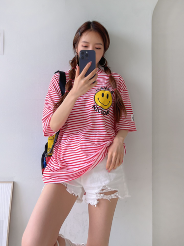 폼나나 Pomnana 오버핏 프린팅 체크 반팔 해피 여름 기본 티셔츠 - 상품 이미지