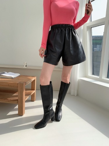 폼나나 Pomnana 루즈핏 반바지 레더 가죽 편안한 포인트 팬츠 - 상품 이미지