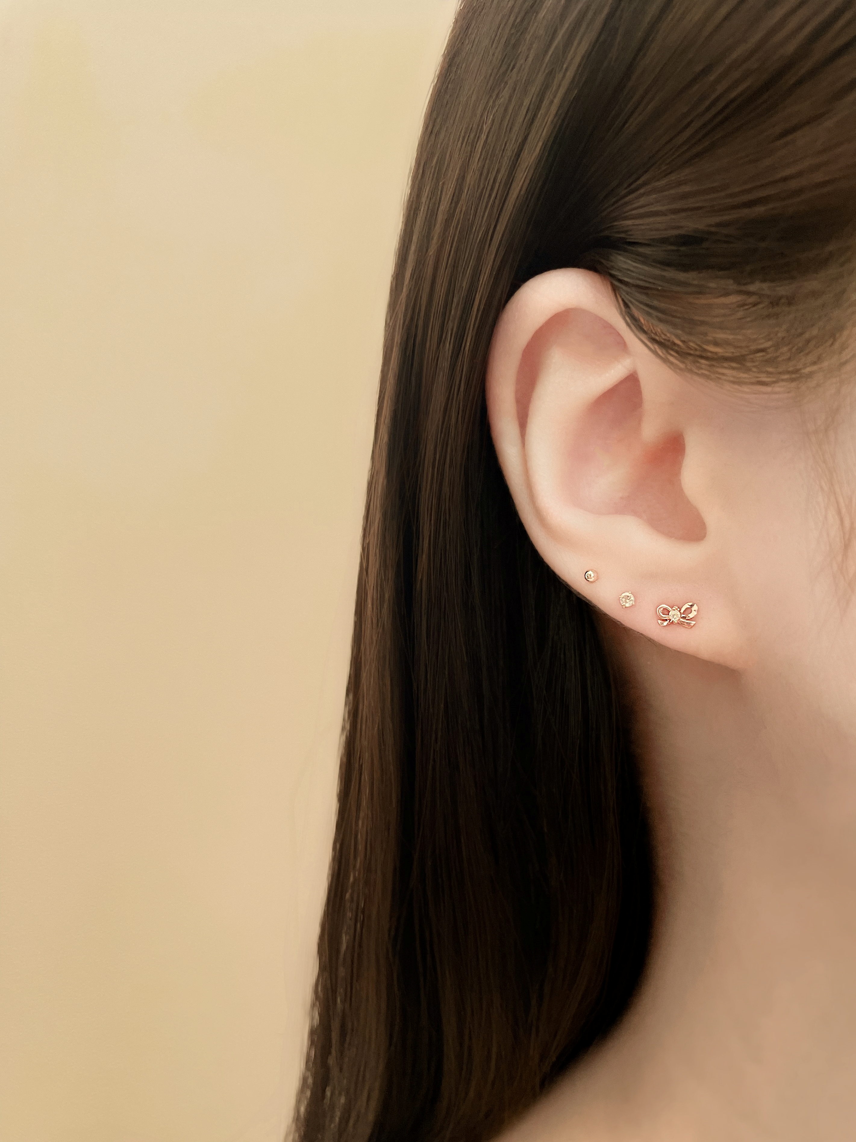 14k 러블리 큐빅 리본 귀걸이 기본 데일리 골드 이어링 이미지 2