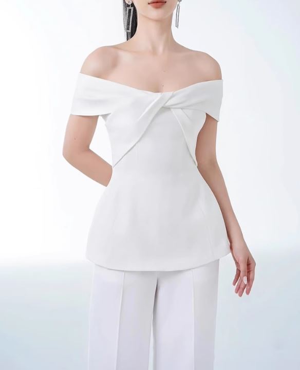 오프숄더 투피스 화이트 여성웨딩수트 세트 셀프웨딩 리마인드촬영 슬랙스룩