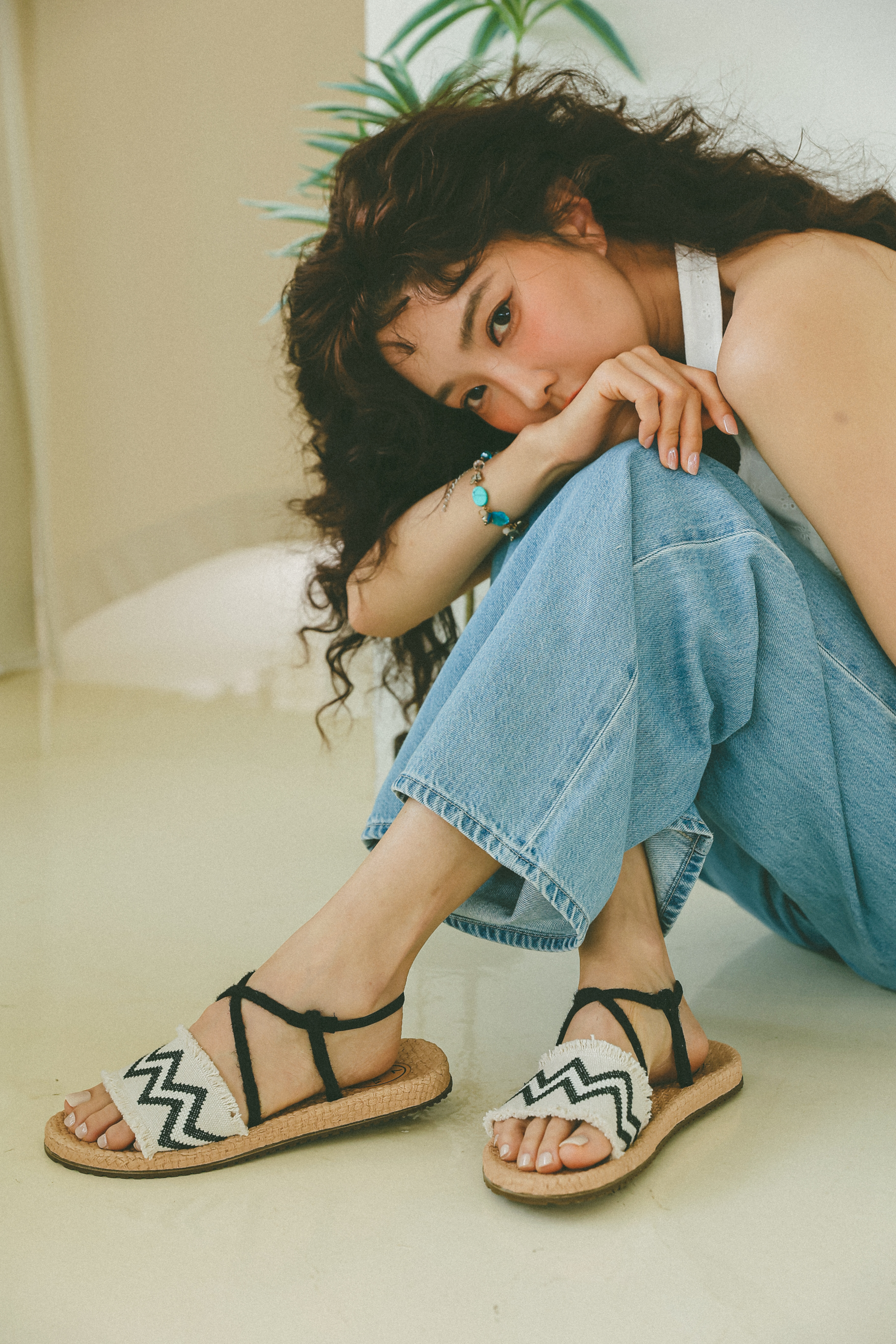 VPADA 브이파다 E12 블랙지그재그 발편한 여성샌들 - 상세 이미지 2