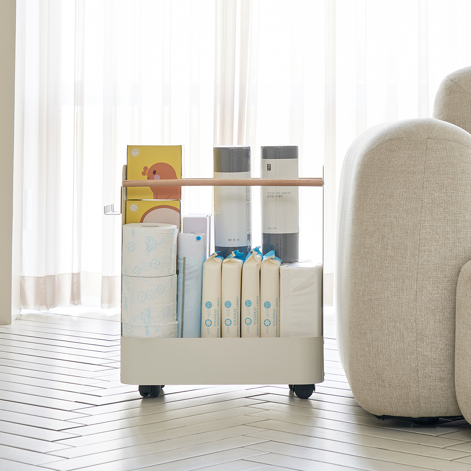 코드리빙 바퀴달린 철제 주방 이동식 틈새 슬림 수납 선반 미니 트롤리 트레이