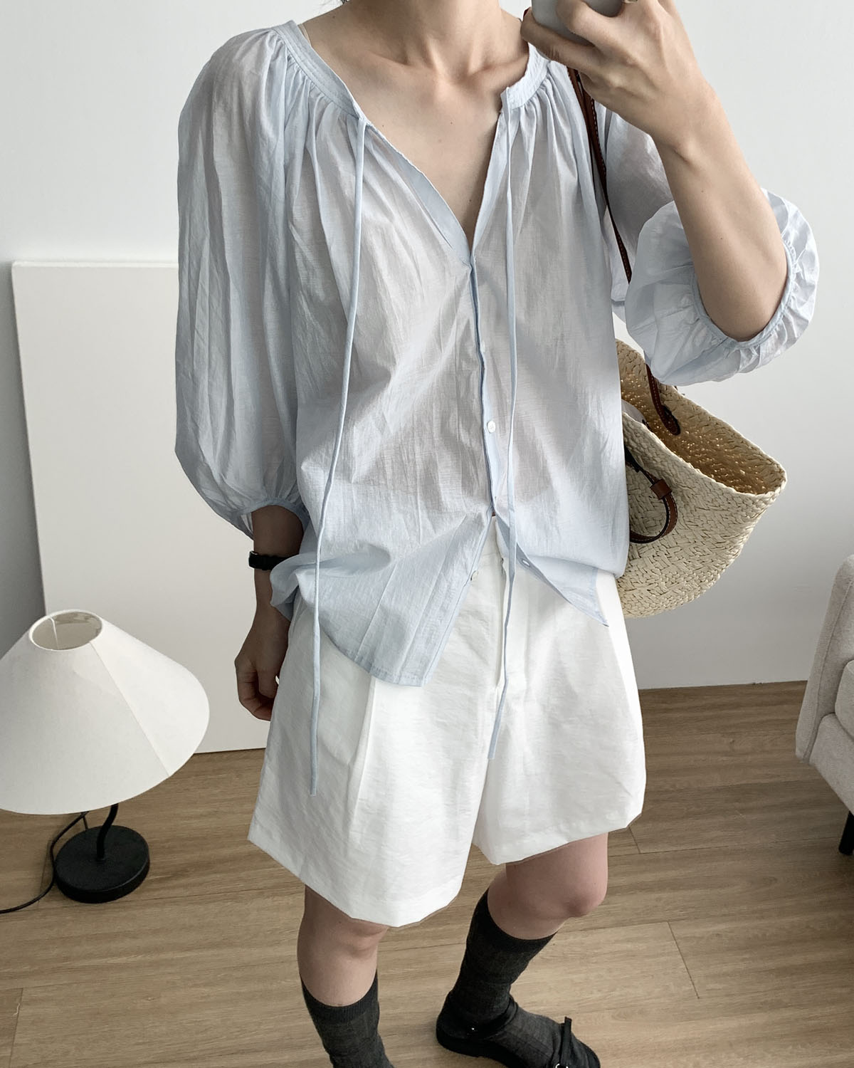 루나 블라우스 시어 퍼프 스트랩 리본 살안타템 가디건블라우스 웨어링무드 (2c) 이미지 3