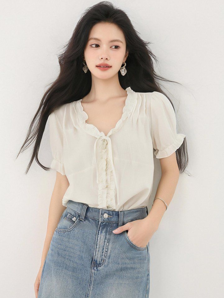 봄 여름 루즈핏 프릴 브이넥 블라우스 반팔셔츠 리본 셔링 데일리룩 오피스룩 출근룩 - 상세 이미지 2