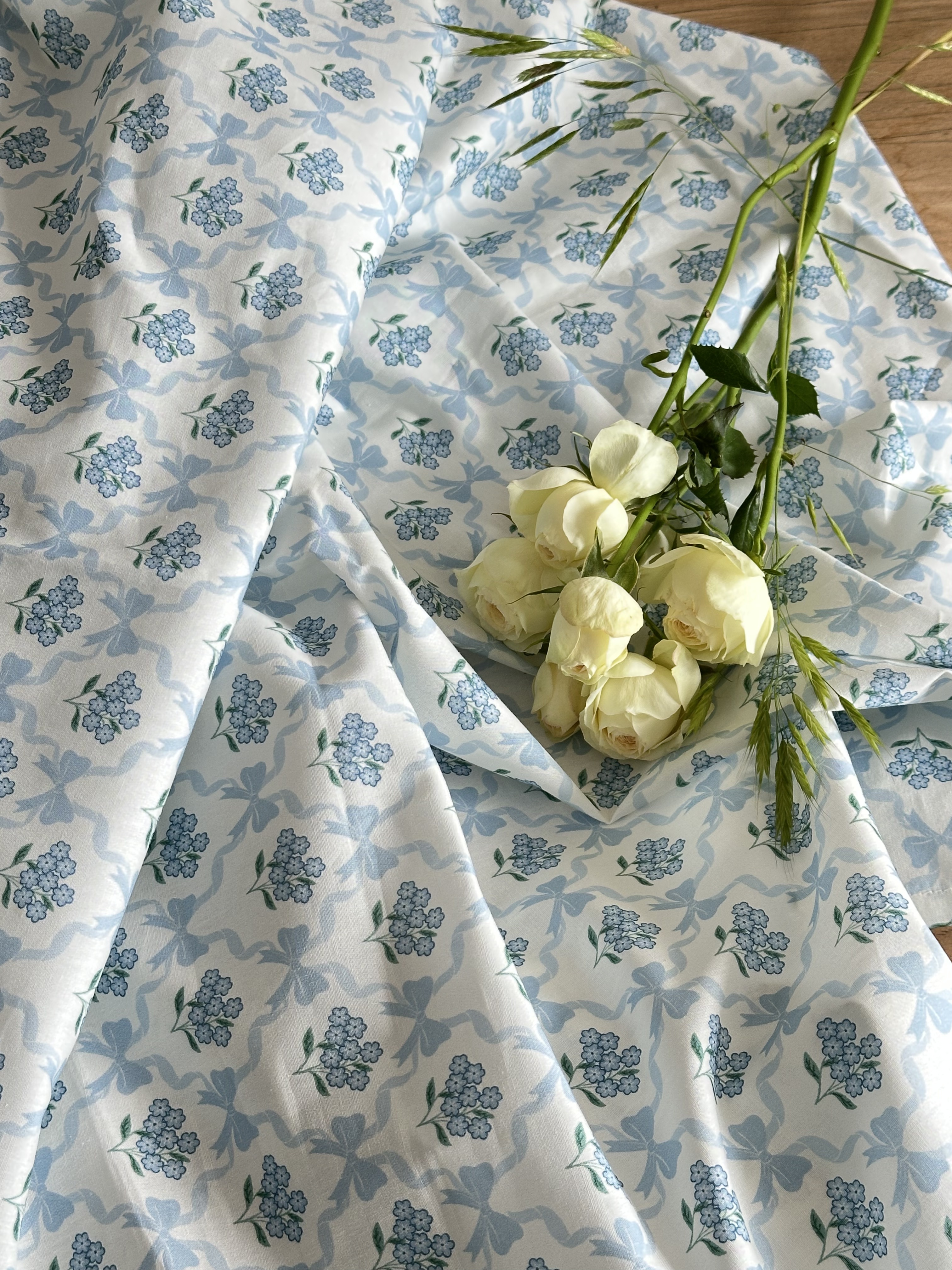 리본팝 테이블보 아일랜드 식탁보 백일 돌상 홈파티 카페 덮개 캠핑