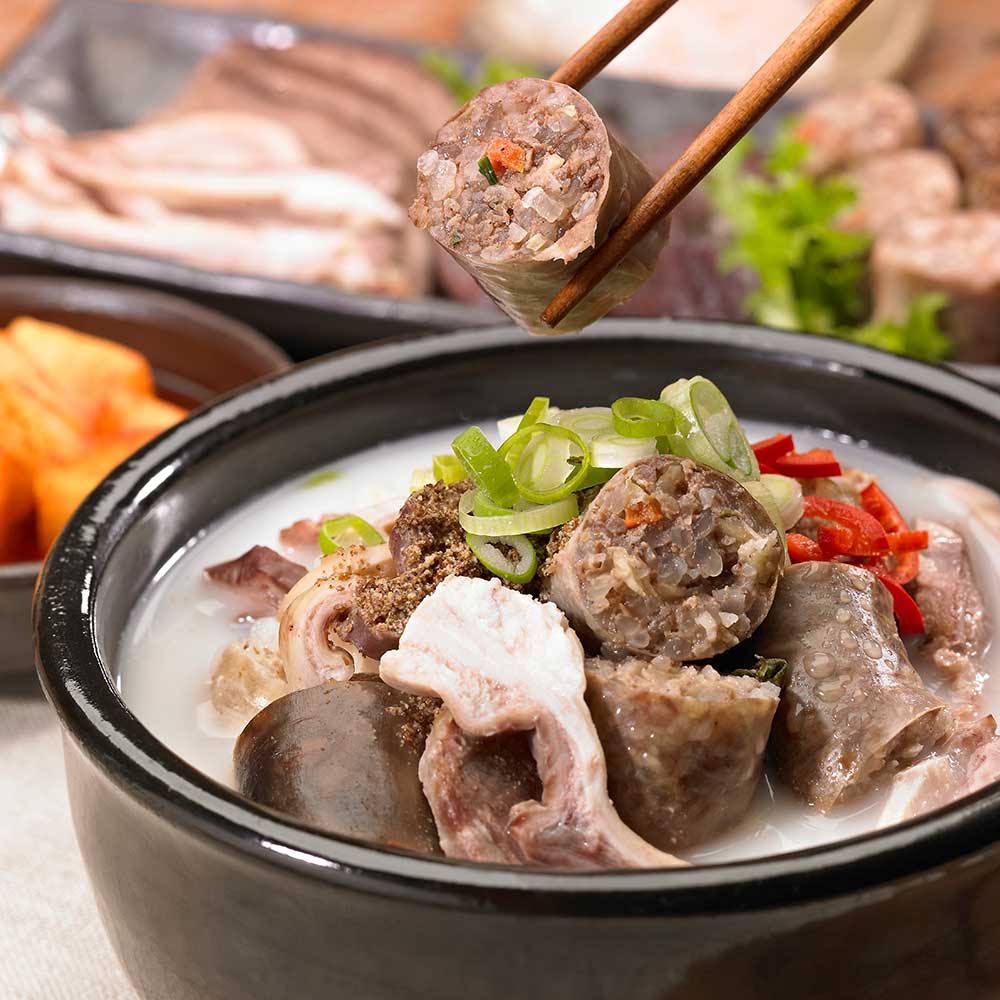 병천식 순대국밥 돼지국밥 진한 국물 푸짐한 고기 간편조리 혼밥 캠핑 야외식 - 메인 이미지