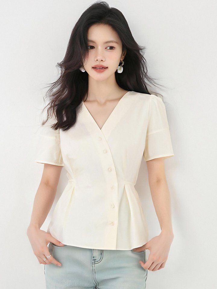 봄 여름 슬림핏 브이넥 퍼프소매 블라우스 페플럼 반팔셔츠 데일리룩 오피스룩 출근룩 - 상세 이미지 4