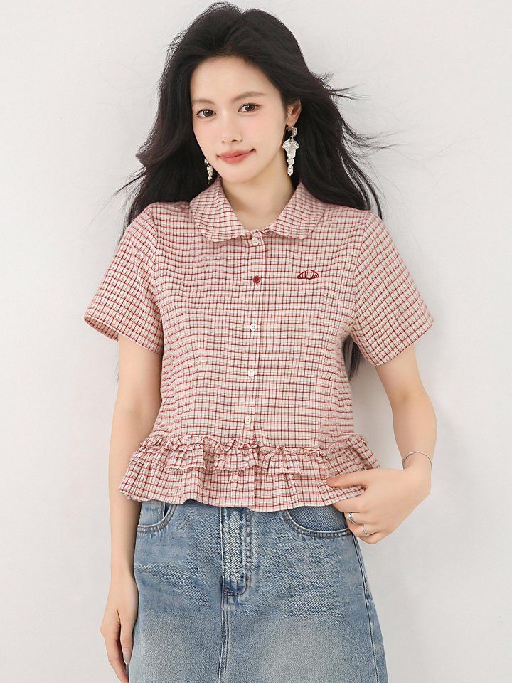봄 여름 루즈핏 체크 크롭 셔츠 블라우스 반팔 카라 프릴밑단 데일리룩 캐주얼룩 - 상세 이미지 4
