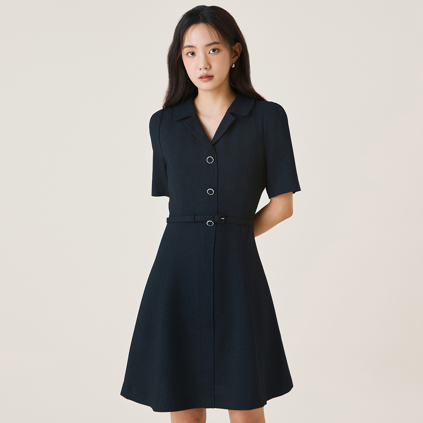 로엠 트위드 자켓형 미니 원피스 RMOWF26S11