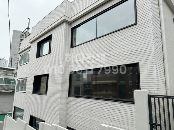 모노타일 롱와이드 500x50x17T 모던퓨어화이트 / 하다건재 시공사례