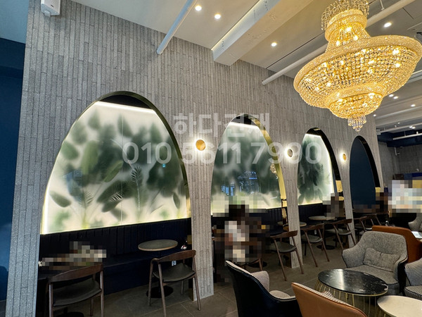 모노타일 롱와이드 500x50x17T 진모던그레이 / 하다건재 시공사례