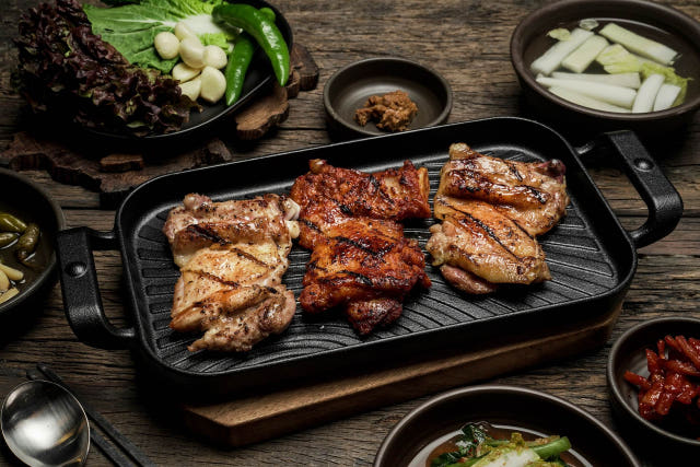 춘천 닭갈비 맛집 토담숯불닭갈비택배 간장,고추장,소금 선택  1kg