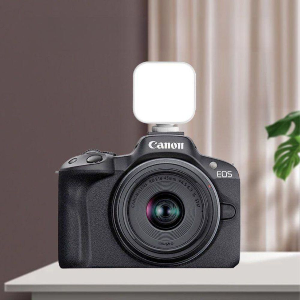 캐논 EOS R50 외부 충전 RGB 조명 색상 온도 조절 라이트 - 상품 이미지