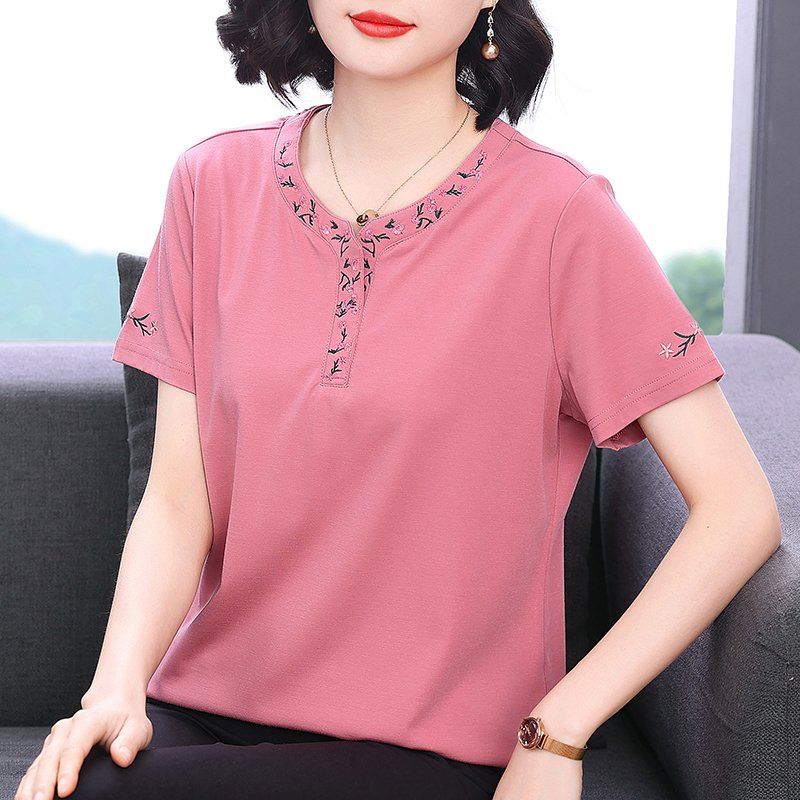 봄 여름 여성 루즈핏 빅사이즈 자수 헨리넥 반팔 티셔츠 데일리룩 편안한 착용감 기본 상의 - 메인 이미지