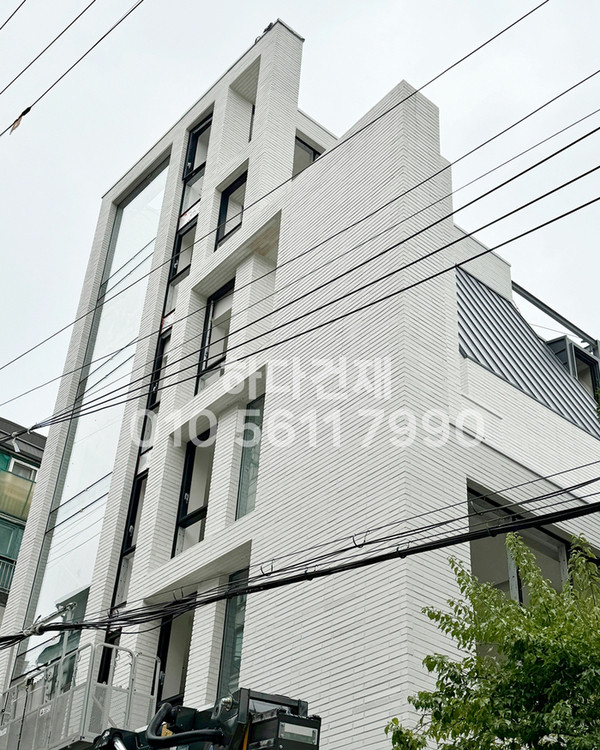 모노타일 롱와이드 500x50x17T 모던퓨어화이트 / 하다건재 시공사례