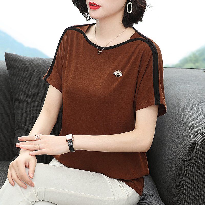 봄 여름 여성 루즈핏 빅사이즈 꿀벌 와펜 반팔 티셔츠 데일리룩 배색 라인 면 상의 - 상품 이미지