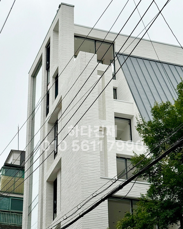 모노타일 롱와이드 500x50x17T 모던퓨어화이트 / 하다건재 시공사례