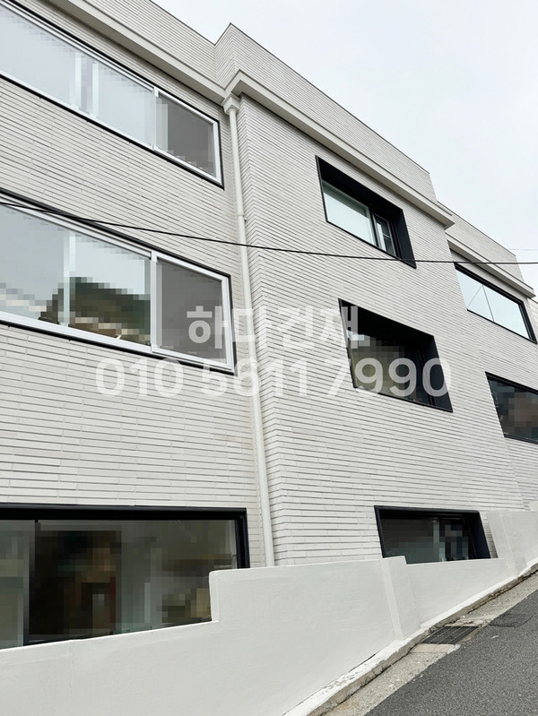 모노타일 롱와이드 500x50x17T 모던퓨어화이트 / 하다건재 시공사례