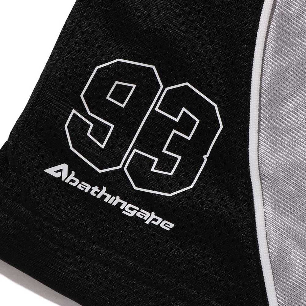 베이프 반바지 SOLID CAMO JACQUARD MULTILOGO RELAXED FIT SWEAT SHORTS 1L30-153-326 - 상세 이미지 5