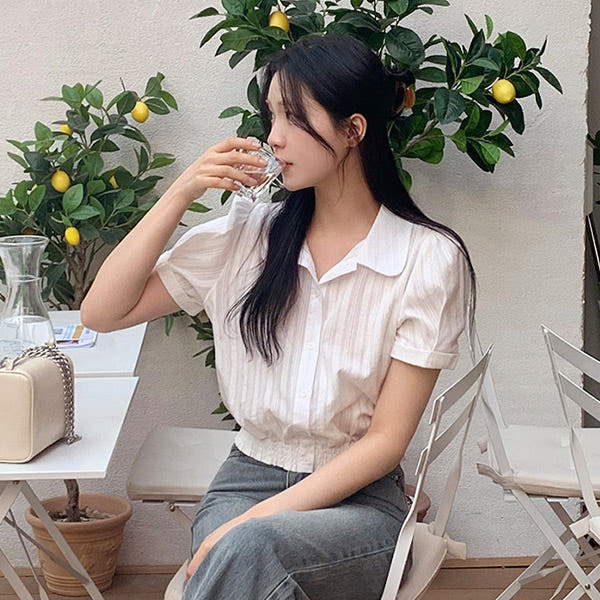 아뜨랑스 밴딩 셔링 퍼프 크롭 반팔 블라우스 bs8166