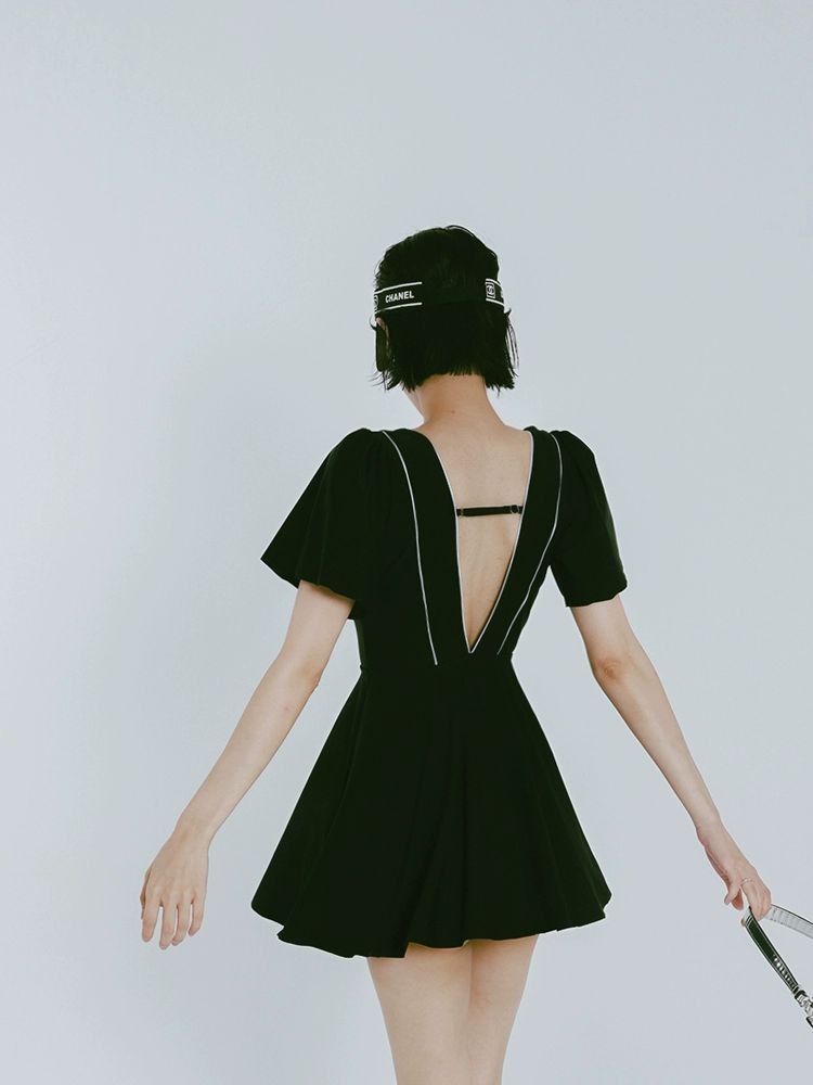 브이넥 원피스 수영복 모노키니 플레어 반팔 심플 스커트 블랙 M - 상세 이미지 3
