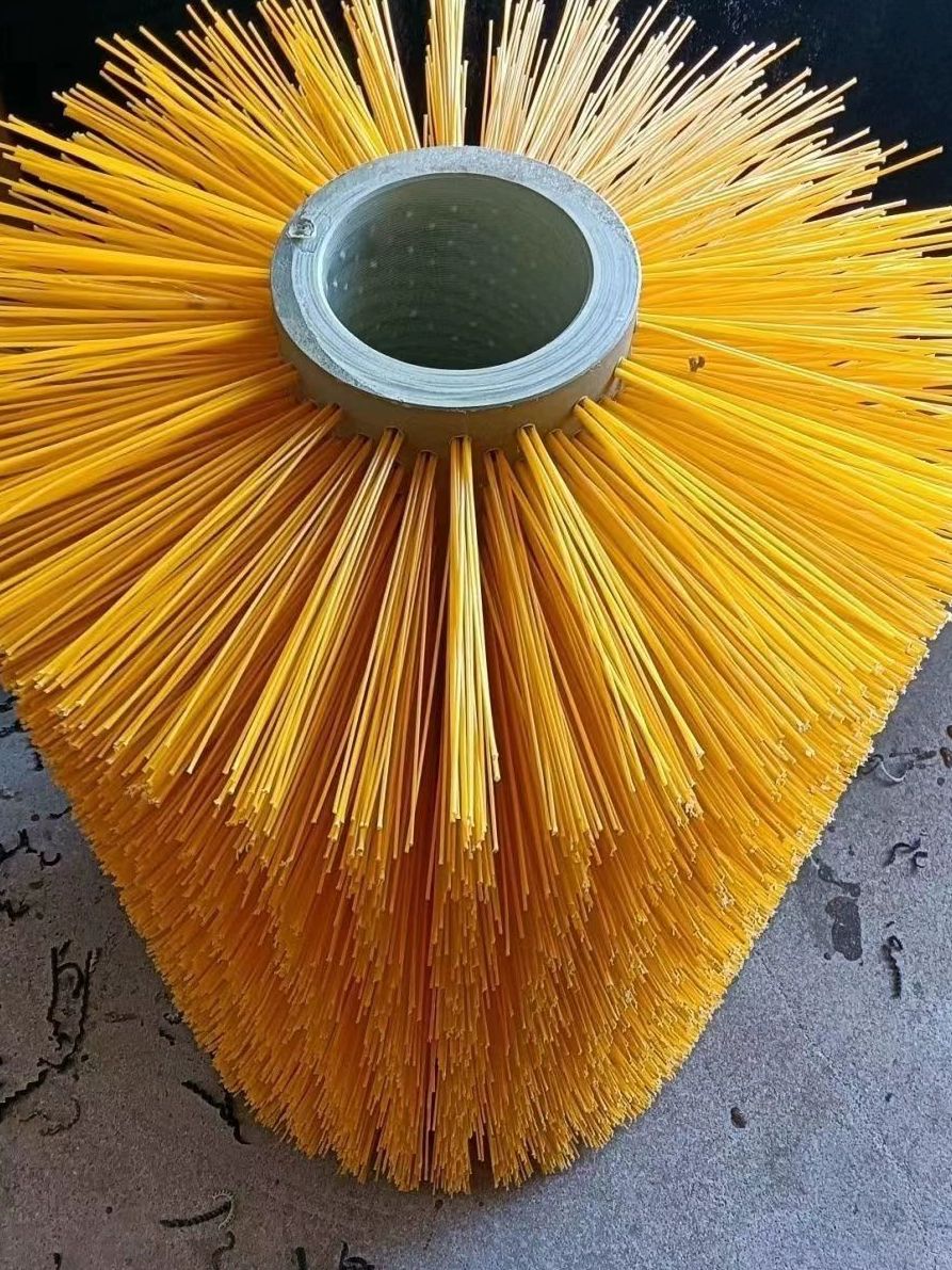 카우브러쉬 등긁기 염소 긁개 털갈이 가축 목초지 빗질 80cm 내경 43 외경 170mm - 상품 이미지