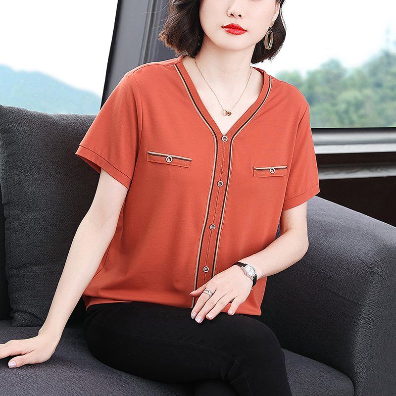 봄 여름 여성 루즈핏 빅사이즈 브이넥 반팔 티셔츠 데일리룩 캐주얼 헨리넥 배색 포켓 상의 - 상품 이미지