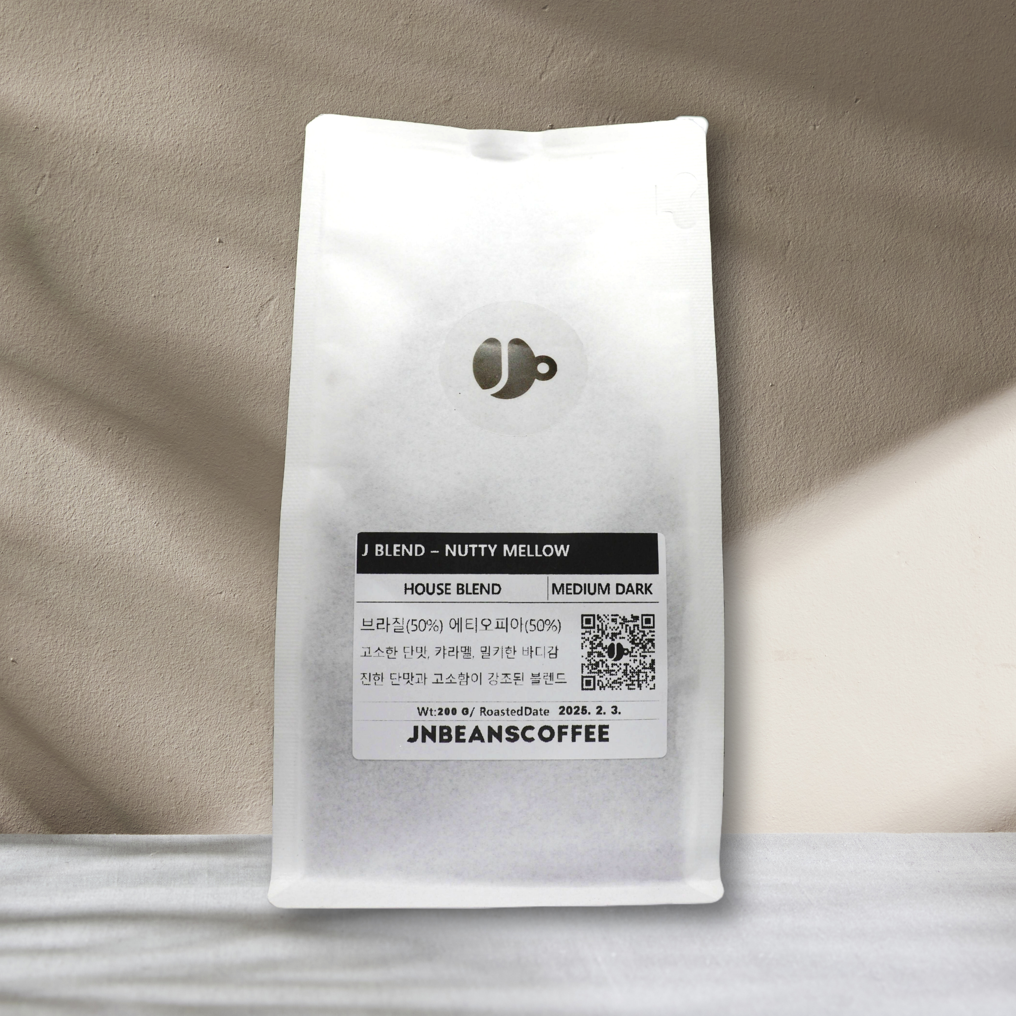 J BLEND - NUTTY MELLOW (블렌드커피) - 원두 200g - 메인 이미지