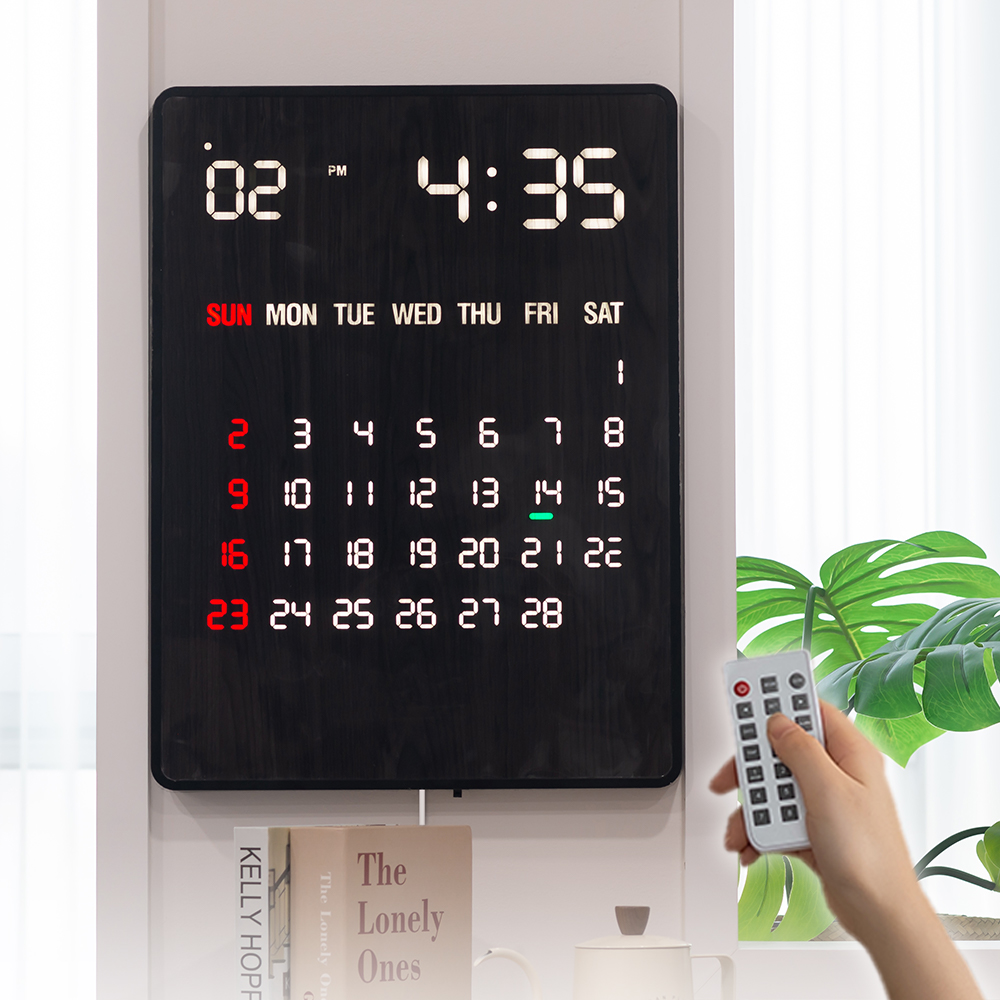 국산 루나리스 GPS 전파 수신 LED 벽시계 디지털 전자 달력 인테리어 무소음 벽걸이시계 리멤버