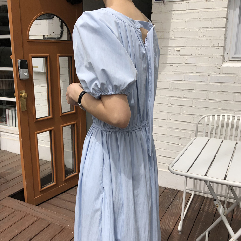 플레어 셔링 핀턱 플리츠원피스 벌룬 퍼프 소매 여성 여름 롱 원피스 반팔 A라인 소라 블랙 - 상세 이미지 3