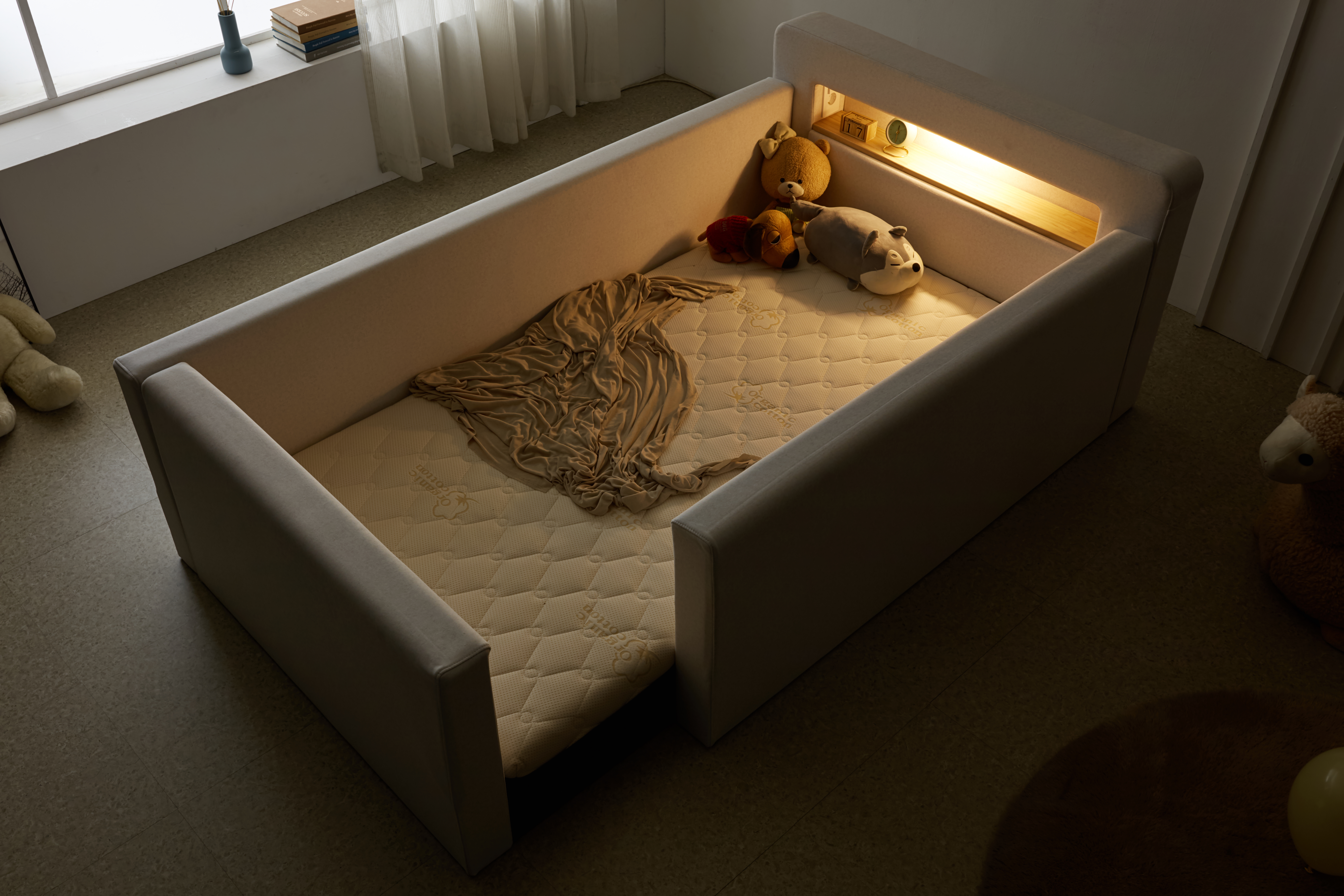 페라모 코코 데이베드 친환경 자재 패브릭 조명 저상형 아기 SS 침대 프레임 안전가드 3개