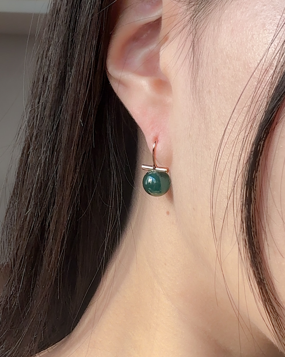 A 제이드 비취 옥귀걸이 9.8mm 옥구슬 포레스트 그린 - 상세 이미지 5