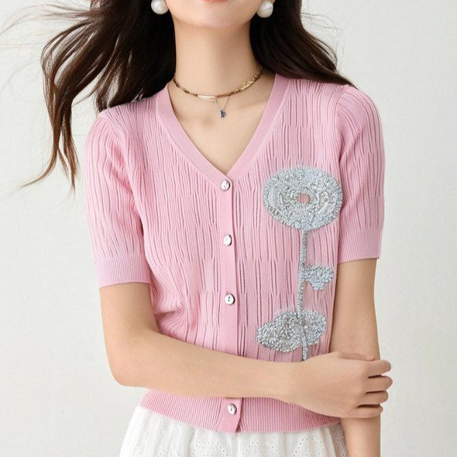 봄 여름 여성 슬림핏 플라워 아플리케 반팔 가디건 페미닌룩 로맨틱룩 브이넥 골지 니트