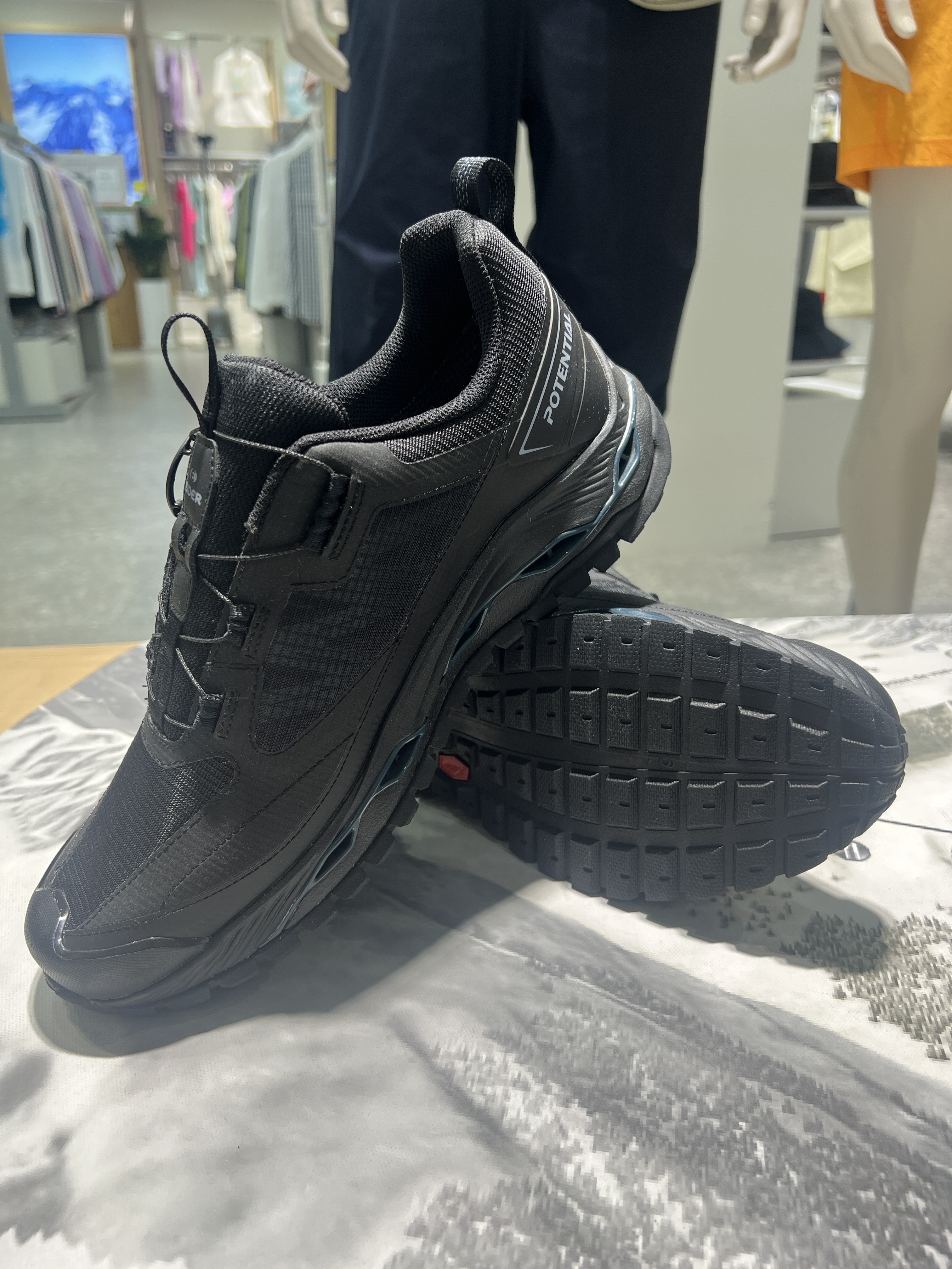 아이더 방수등산화 트레킹화 퀀텀포텐셜 블랙, 270 - 상세 이미지 3