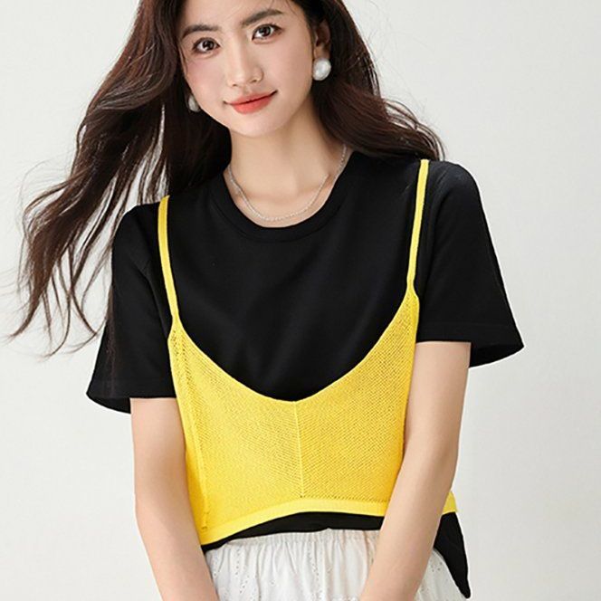 봄 여름 여성 슬림핏 레이어드 나시 반팔 티셔츠 세트 캐주얼룩 데일리룩 메쉬 배색 포인트 - 메인 이미지