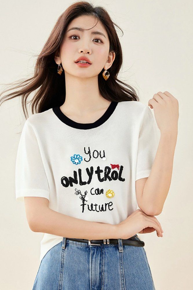 봄 여름 여성 슬림핏 레터링 플라워 반팔 티셔츠 캐주얼룩 데일리룩 배색 라운드넥 프린트 - 상세 이미지 5