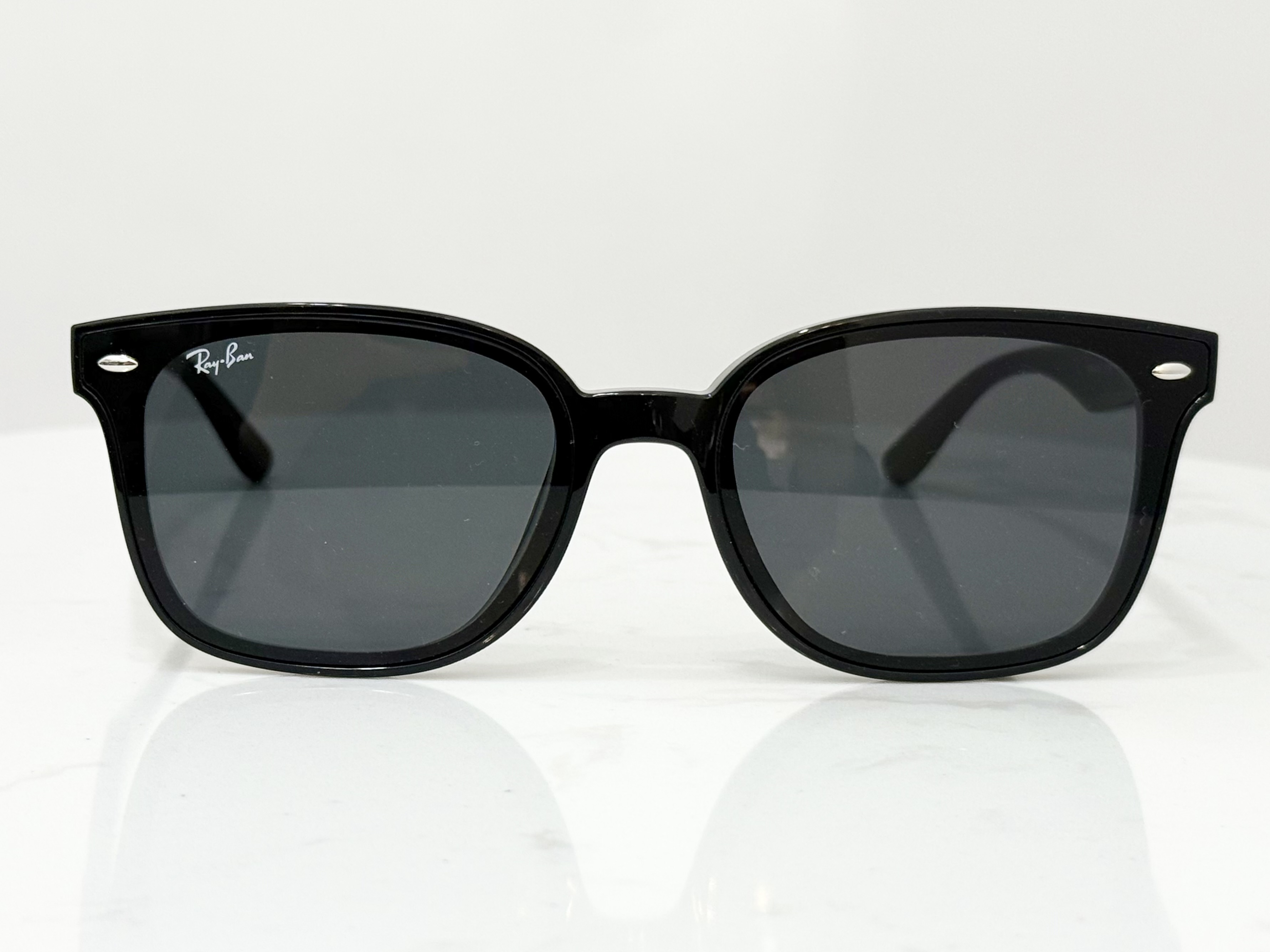 레이벤 RAYBAN RB4461D 유행 안타는 틴트 그라데이션 사각 플랫바 뿔테 선글라스 이미지 7