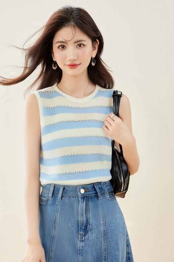 봄 여름 여성 슬림핏 펀칭 스트라이프 민소매 니트 페미닌룩 데일리룩 캐주얼룩 라운드넥 - 상세 이미지 5
