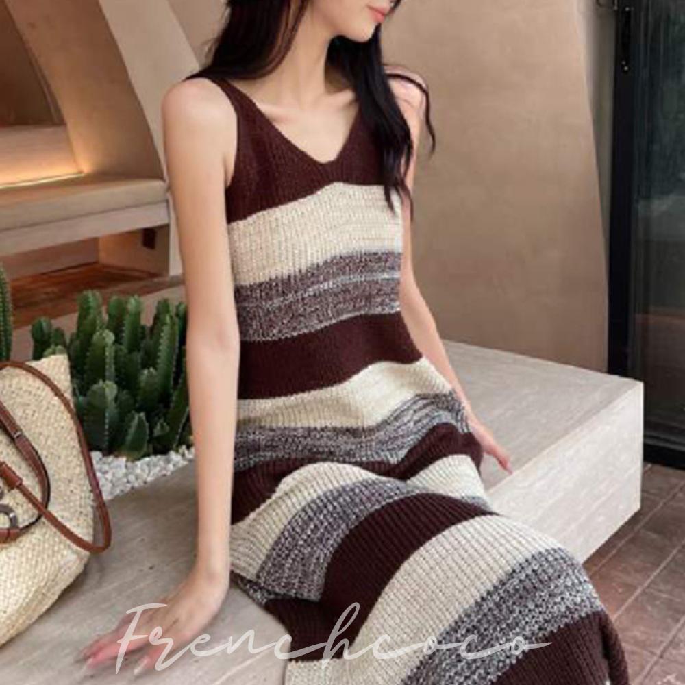 프렌치코코 민소매 니트 원피스 브이넥 슬림핏 롱원피스 휴양지 바캉스 나시 홀터넥