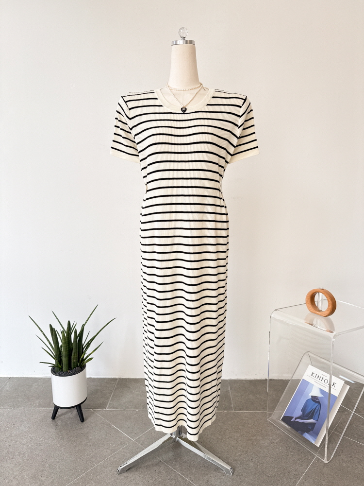 단가라 스트라이프 비조 여름 니트 반팔 롱 원피스