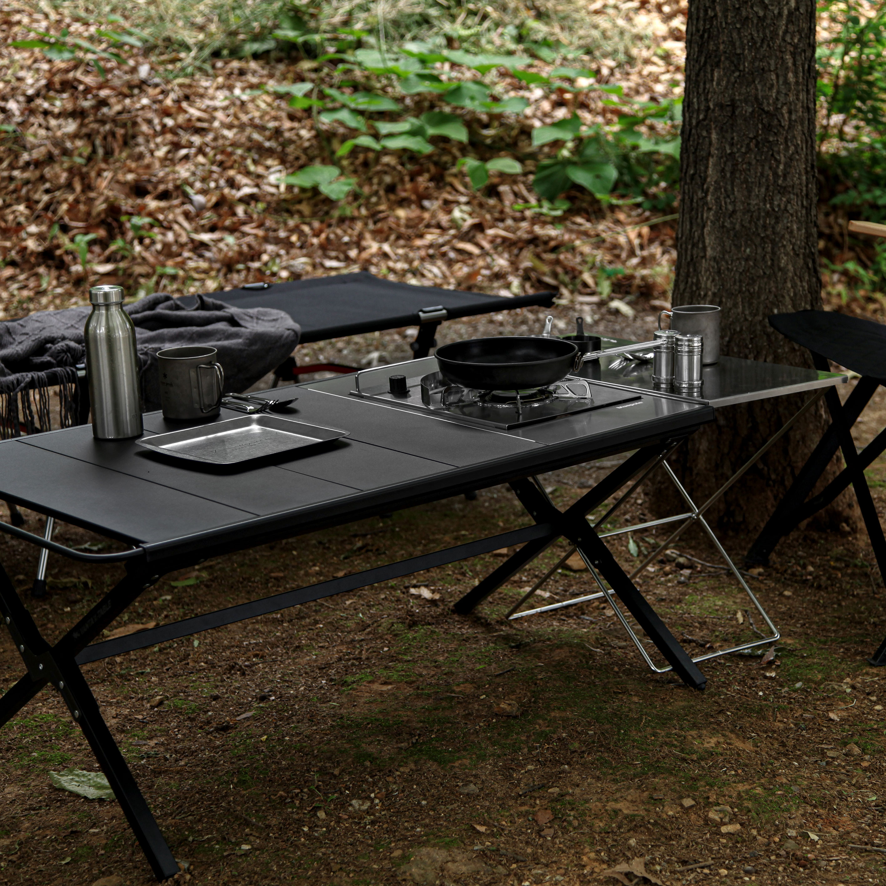 블루폴 반타엑스 테이블 폴딩 접이식 IGT 캠핑 테이블 매트블랙