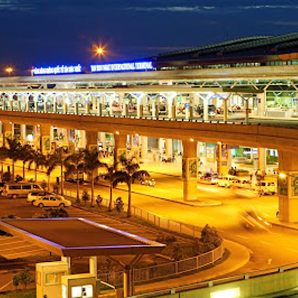 베트남 다낭 공항 픽업 샌딩 / 지연대기, 단독차량 [야간 추가요금 없음]