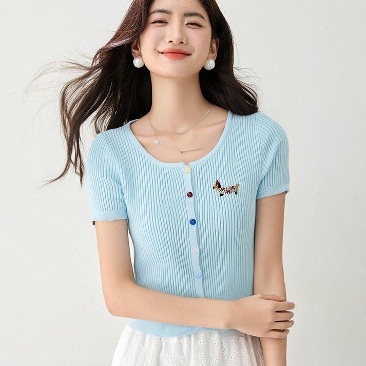 봄 여름 여성 슬림핏 자수 포인트 반팔 가디건 페미닌룩 데일리룩 라운드넥 버튼 골지 니트