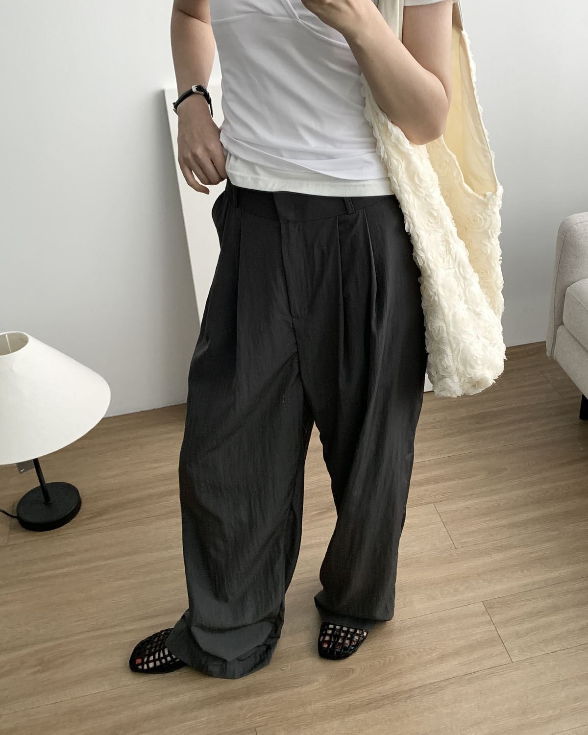 [일부당일] 썸머 위크 슬랙스 후들 얇은 시원한 핀턱 와이드 슬랙스 웨어링무드 (4c) - 상세 이미지 2